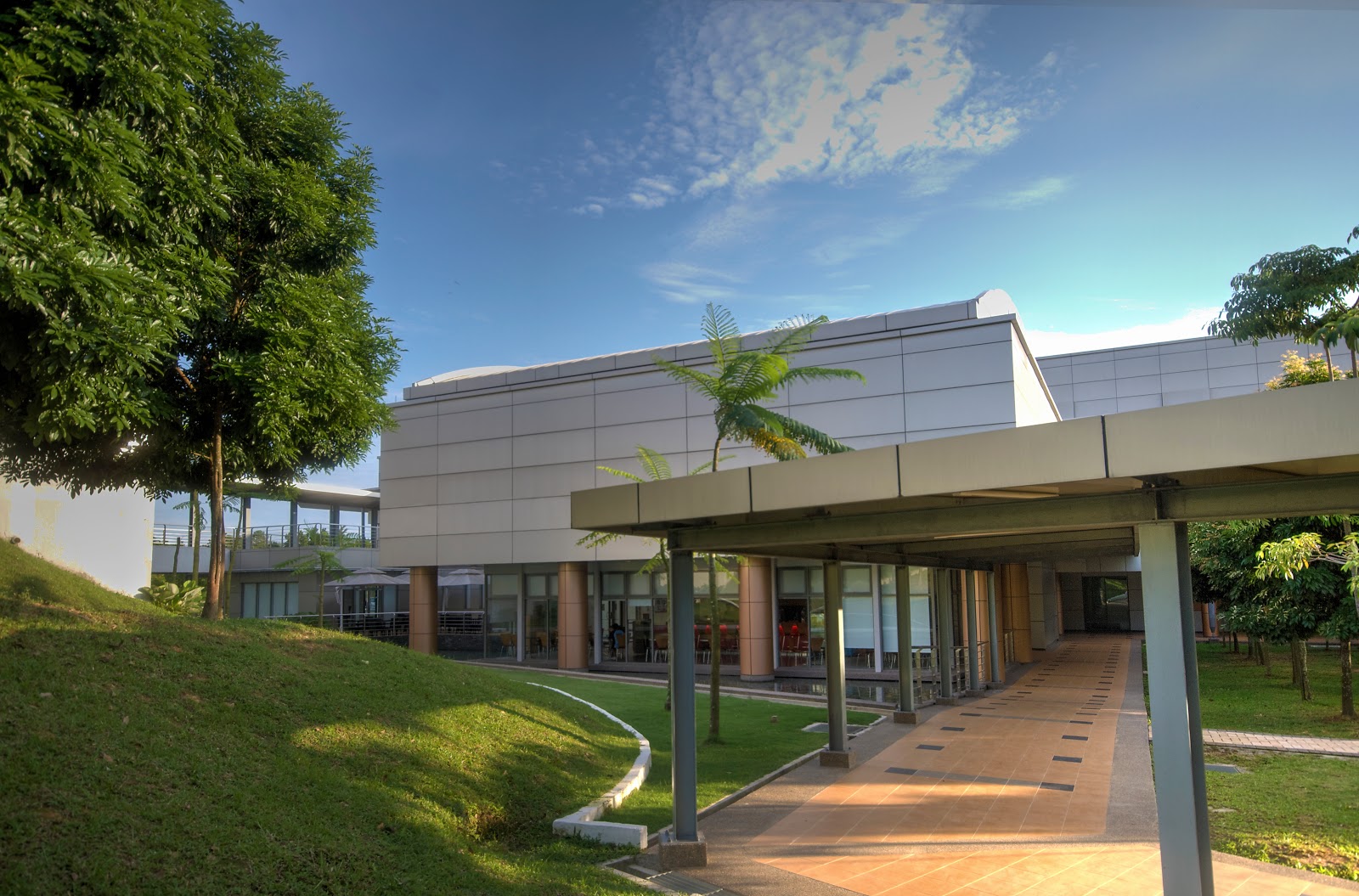 Campus thumbnail 6